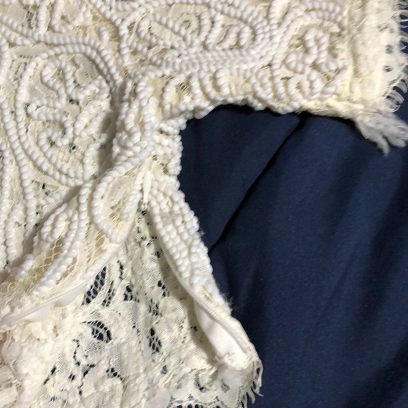 White see Thee crop top shirt with zip on the side - Picture 4 of 4